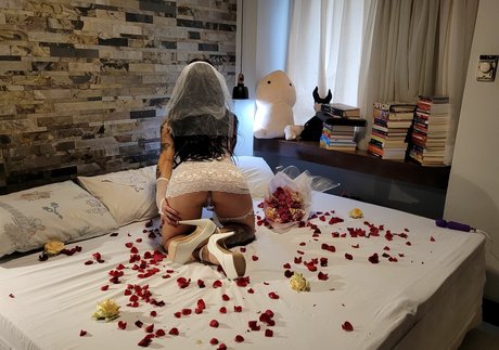 Melissa Sayuri pornstar hot photos