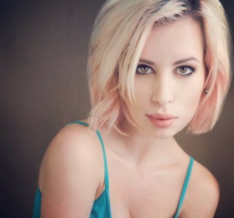 Uli Krown nudes pornstar images