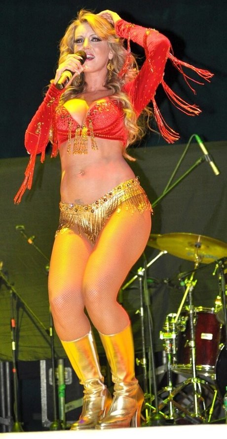 Isabel Madow model free galleries