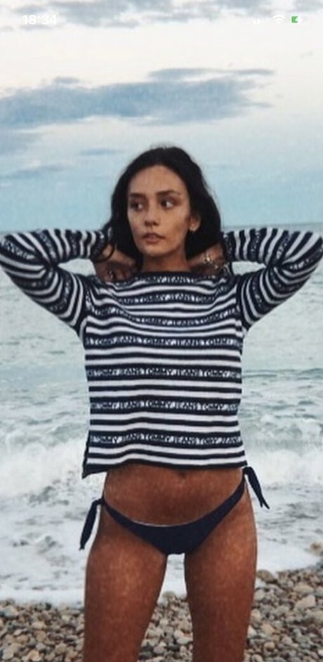 blonde wife onlyfans nice pictures