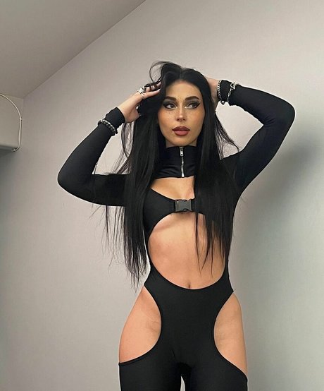 Kate Baum erotic actress galleries