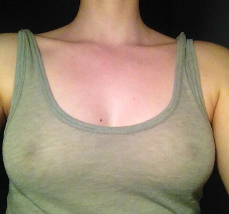 Bella Heathcote star free photos