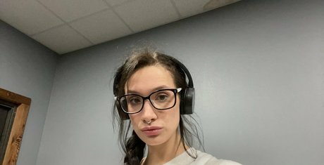 fitmom420 naked star pic