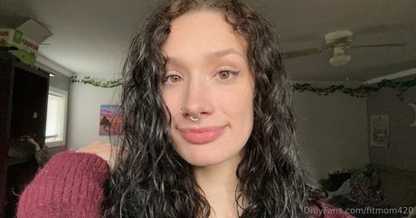 fitmom420 star free pics