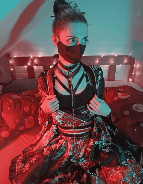 yona mlem beautiful actress photos