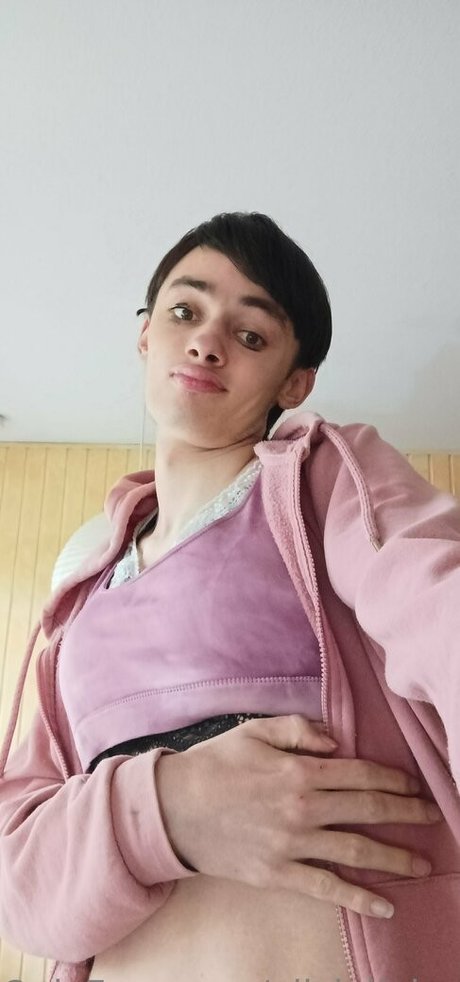 alicialiniquinn star nude photos