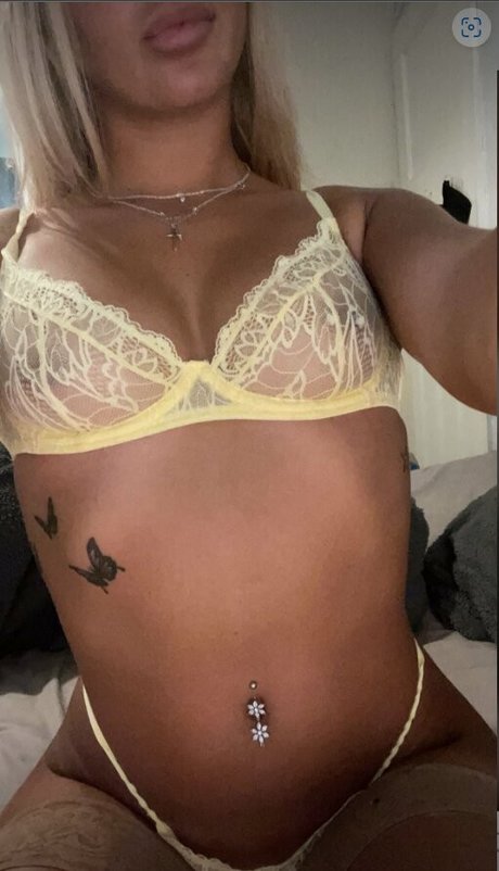 Josie Broom star nudes images