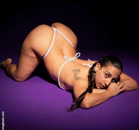 Rachel Luna model art picture