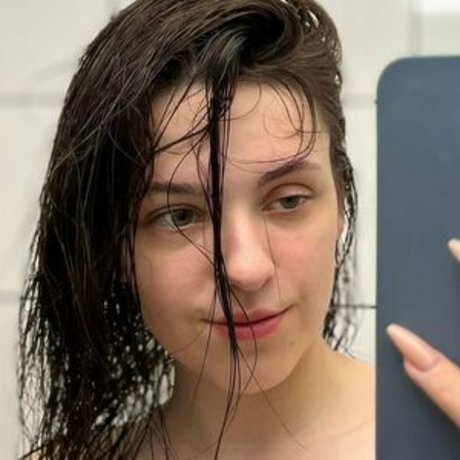 luisakrc model pretty galleries