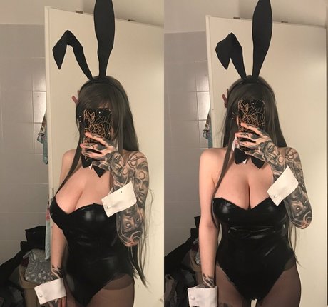 Hellpendragon nudes actress gallery