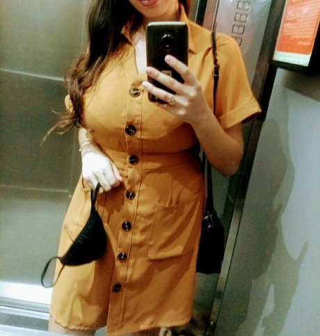 Ava Carmen free star img