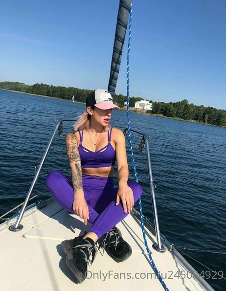 olga le belier hot actress img