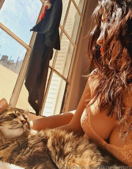 Koemiumi pornstar sexy picture