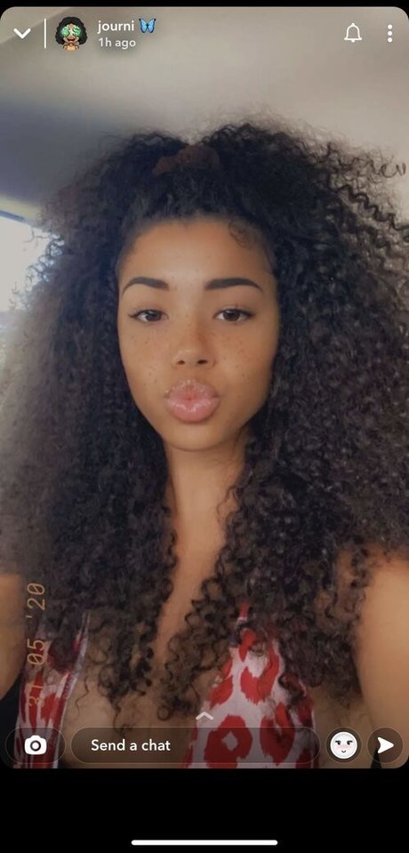 Karikyuti pornstar naked photos