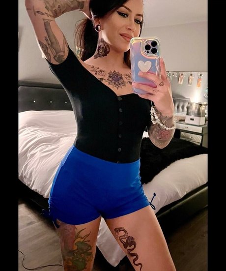 meghanelle nudes model photo