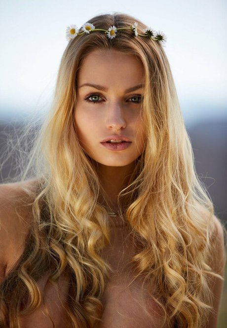 Emilia Jung porn model pictures