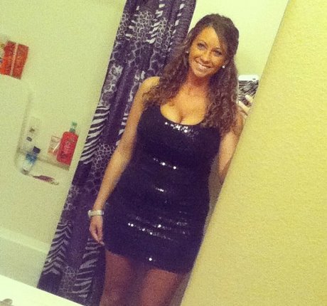 big tits mom onlyfans hot xxx image