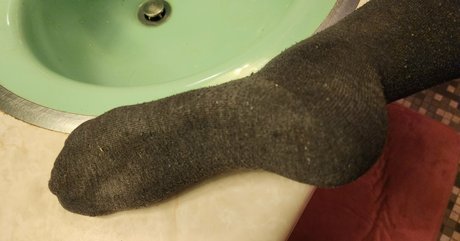 feetbeth model nude photos