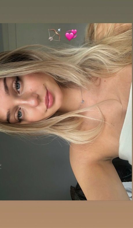 Elly Anne model free images