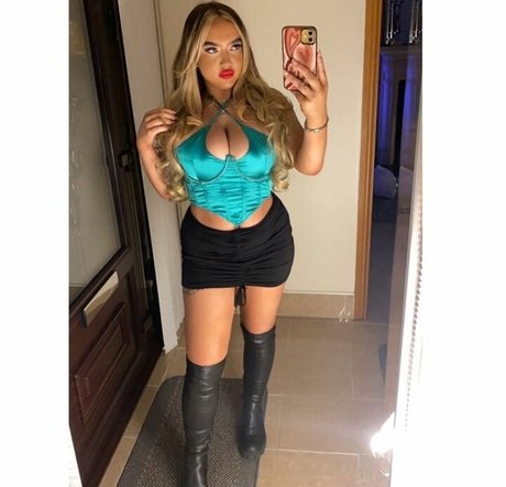 Caoimheeee free actress archive