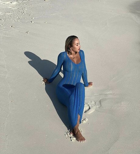 Violetta Bert star perfect images