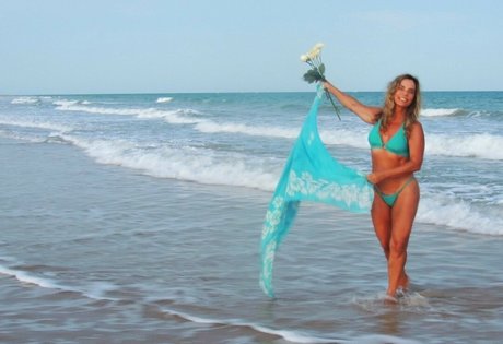 Bruna Lombardi pornstar nude picture