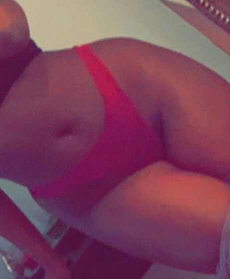 Phoebe Totto actress photos