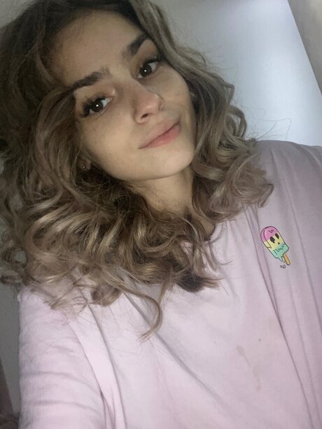 Ellapaul FREE free model picture