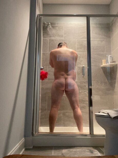 TheIrishman pornographic model img