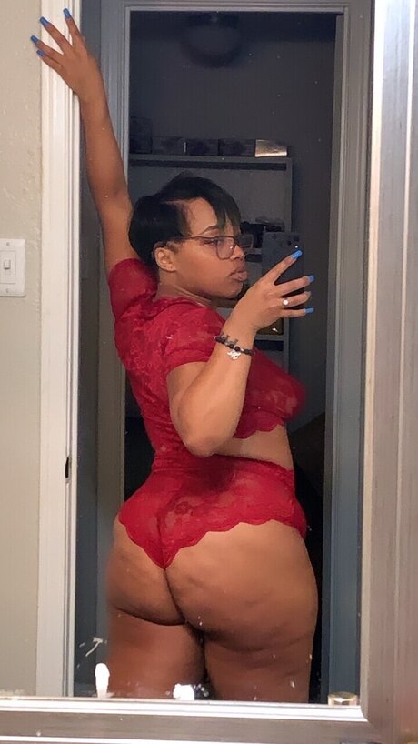 Kwanzaa Griffin pornstar nude photos