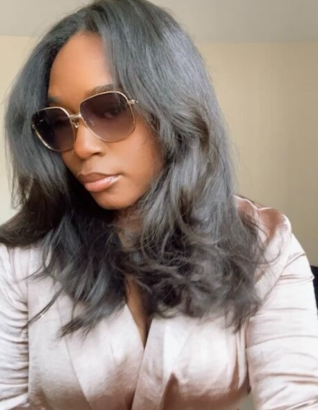 GiGiGoddess star porn pictures