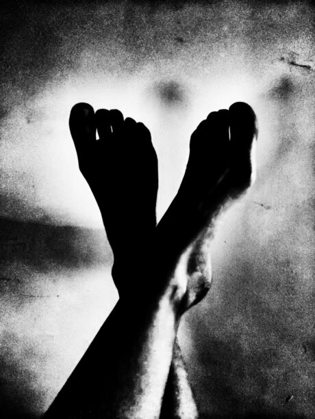 Dirty Queen model art galleries