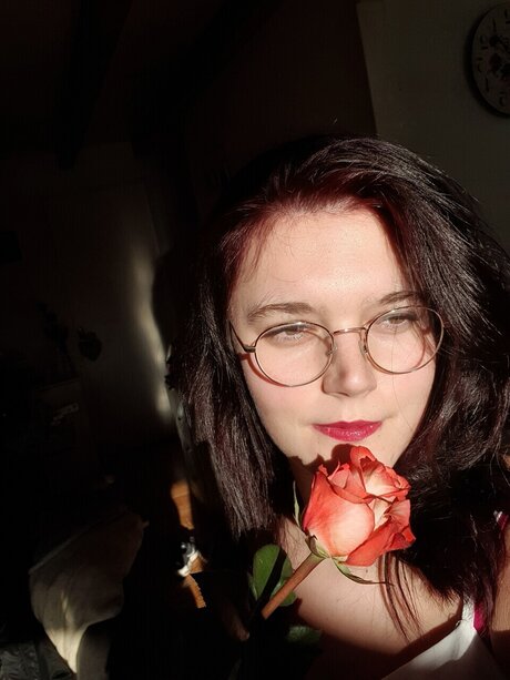 Rosaly top star images