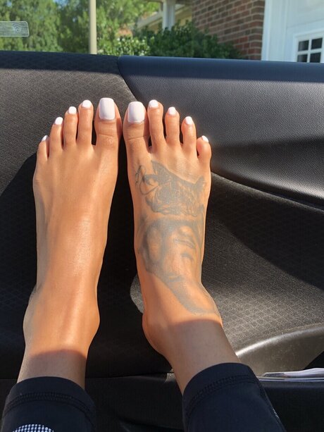 No Soccs pretty pornstar gallery