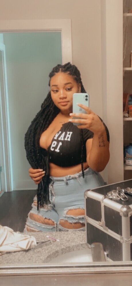 Aryjayyyy pornstar high quality image