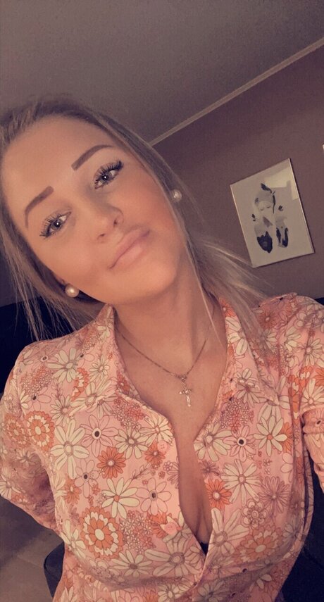 Tuva_ top model pics