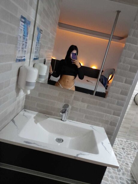 Tianika beautiful star picture