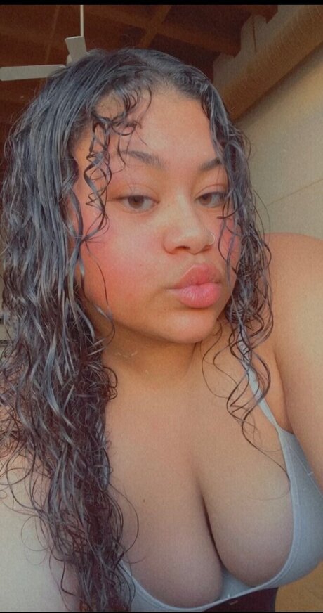 macymayyy01 high quality actress photos