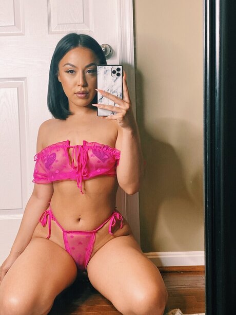 Hannahpie model hot images