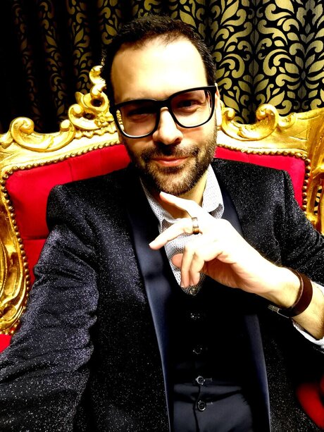 Gartner s Brothel Iztok faking Gartner_ exclusive star picture