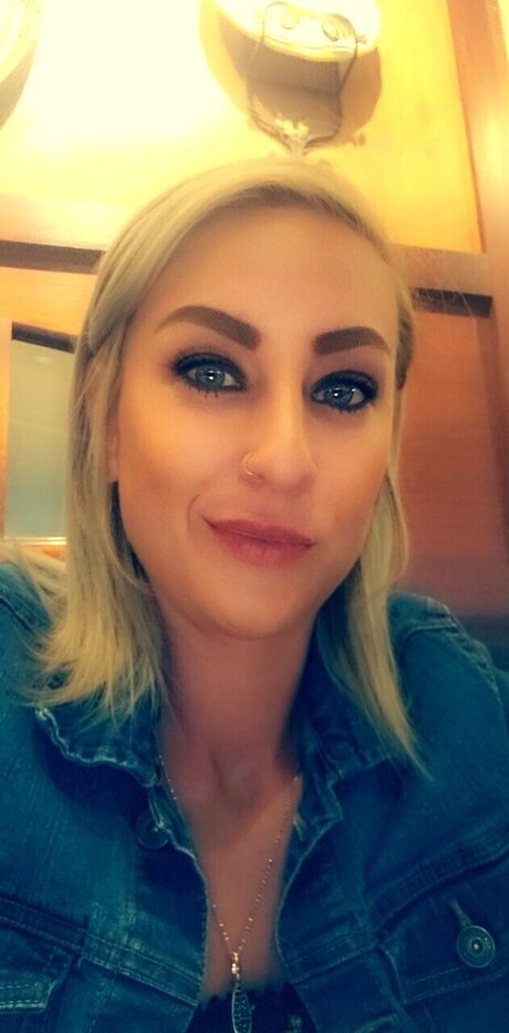 Stevie Martinez high quality model pics