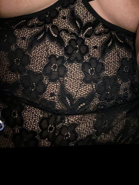 Nena s 2 Short beautiful pornstar pics