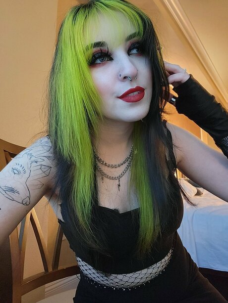 Glamwolves hd actress galleries