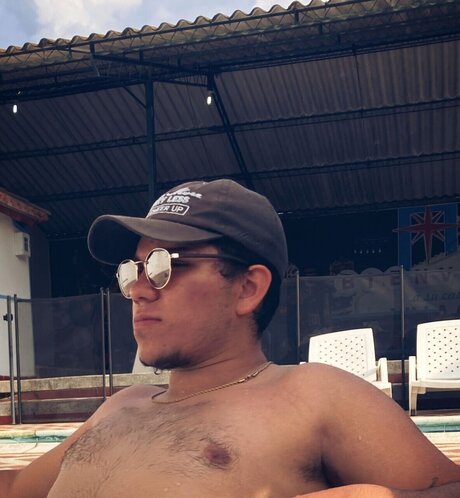 OSCAR DUE AS nude pornstar photo