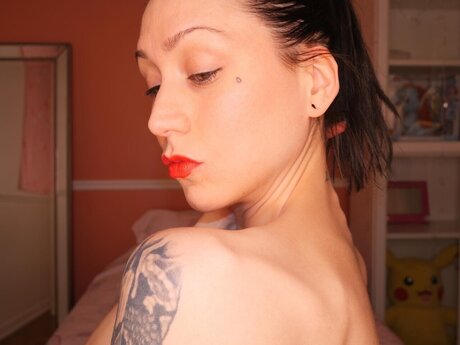 Lily Lust star beautiful image