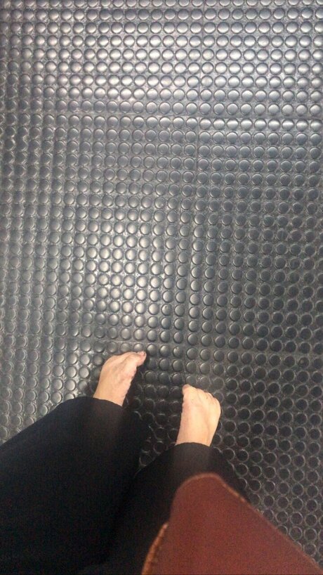 Kira Gavi pornstar hot archive