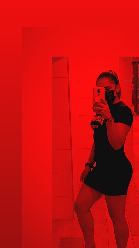 Mileonly22 model erotic image