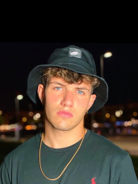 Emanuele Valora xxx pornstar galleries