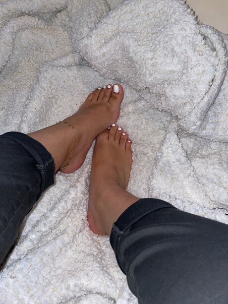 Princess Jazmine model hot photo