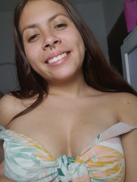 Valentina Bann beautiful model picture